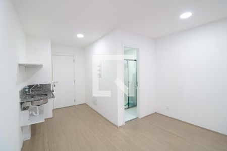 Sala/cozinha
 de kitnet/studio à venda com 1 quarto, 19m² em Brás, São Paulo