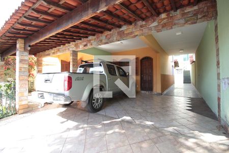 Casa à venda com 360m², 4 quartos e 4 vagasGaragem
