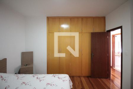 Casa à venda com 360m², 4 quartos e 4 vagasQuarto 2