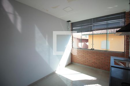 Casa à venda com 360m², 4 quartos e 4 vagasCasa 2 - Cozinha e Area de Serviço