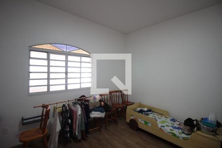 Casa à venda com 360m², 4 quartos e 4 vagasQuarto 3