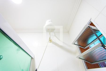 Apartamento para alugar com 66m², 2 quartos e 2 vagasBanheiro social