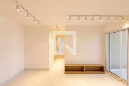 Sala de apartamento para alugar com 2 quartos, 66m² em Santo Amaro, São Paulo