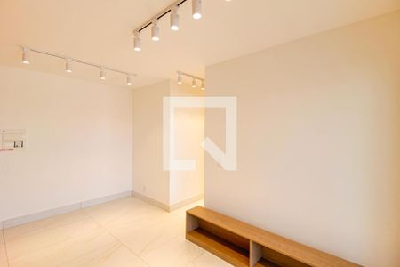 Sala de apartamento para alugar com 2 quartos, 66m² em Santo Amaro, São Paulo