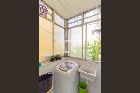 Apartamento à venda com 121m², 3 quartos e sem vagaÁrea de Serviço