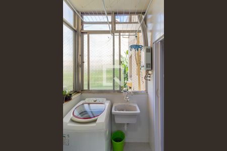 Apartamento à venda com 121m², 3 quartos e sem vagaÁrea de Serviço