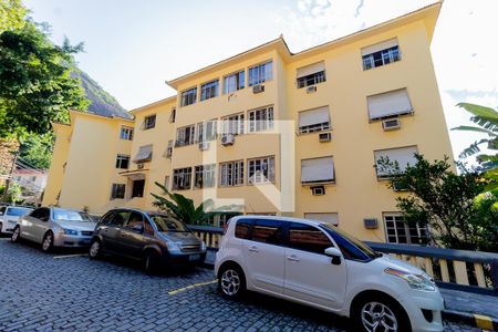 Apartamento à venda com 121m², 3 quartos e sem vagaFachada