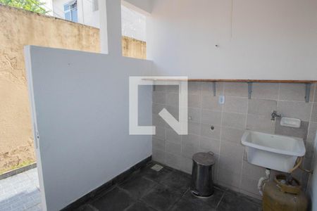 Casa para alugar com 299m², 2 quartos e sem vagaÁrea de Serviço