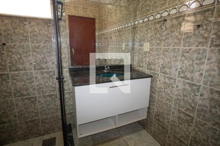 Casa para alugar com 299m², 2 quartos e sem vagaBanheiro