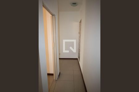 Casa para alugar com 299m², 2 quartos e sem vagaBanheiro Corredor