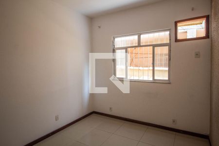 Quarto 1 de casa para alugar com 2 quartos, 299m² em Penha Circular, Rio de Janeiro