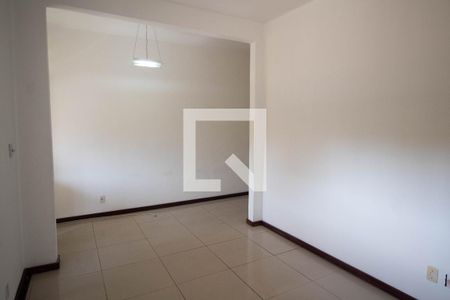 Sala de casa para alugar com 2 quartos, 299m² em Penha Circular, Rio de Janeiro