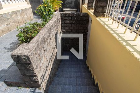 Casa para alugar com 299m², 2 quartos e sem vagaEscada