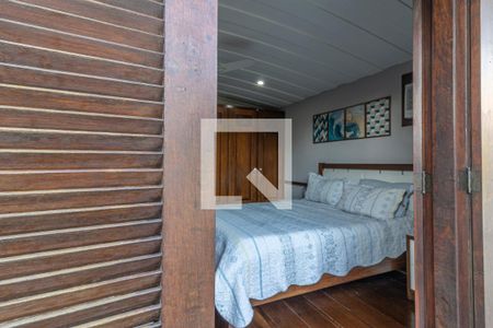 Casa de condomínio à venda com 811m², 5 quartos e 6 vagasSuíte 3