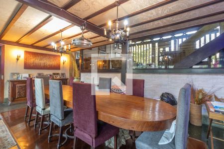 Casa de condomínio à venda com 811m², 5 quartos e 6 vagasSala de Jantar