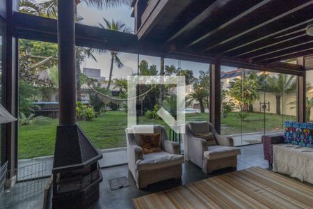 Casa de condomínio à venda com 811m², 5 quartos e 6 vagasVaranda 