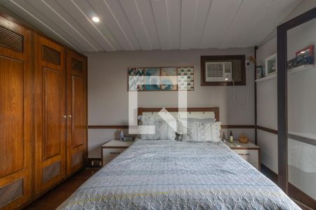 Casa de condomínio à venda com 811m², 5 quartos e 6 vagasSuíte 3