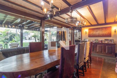 Casa de condomínio à venda com 811m², 5 quartos e 6 vagasSala de Jantar