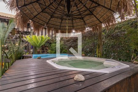 Casa de condomínio à venda com 811m², 5 quartos e 6 vagasÁrea externa - Hidromassagem