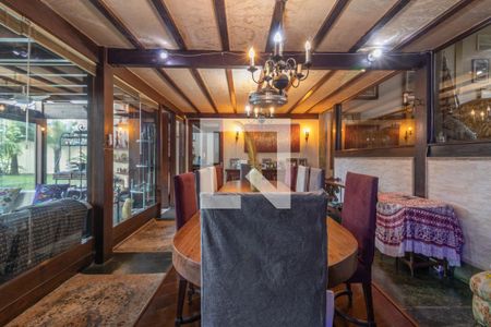 Casa de condomínio à venda com 811m², 5 quartos e 6 vagasSala de Jantar
