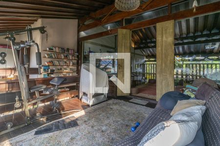 Casa de condomínio à venda com 811m², 5 quartos e 6 vagasVaranda