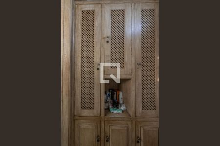 Casa de condomínio à venda com 811m², 5 quartos e 6 vagasSuíte 1 - Banheiro