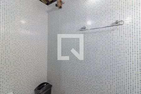 Casa de condomínio à venda com 811m², 5 quartos e 6 vagasÁrea de Serviço - Banheiro