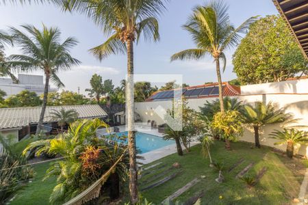 Casa de condomínio à venda com 811m², 5 quartos e 6 vagasVaranda - vista