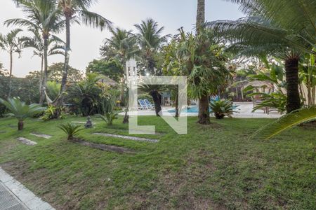 Casa de condomínio à venda com 811m², 5 quartos e 6 vagasÁrea externa