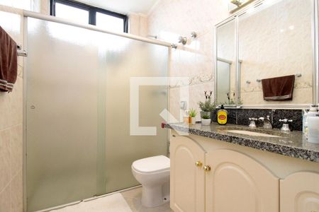 Apartamento para alugar com 210m², 3 quartos e 3 vagasBanheiro