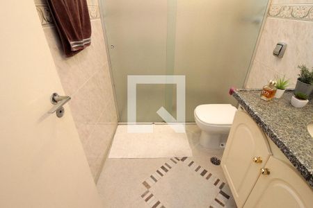 Apartamento para alugar com 210m², 3 quartos e 3 vagasBanheiro