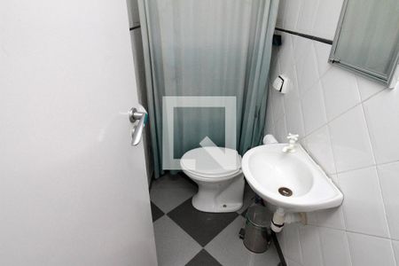 Apartamento para alugar com 210m², 3 quartos e 3 vagasBanheiro de Serviço