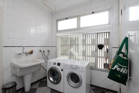 Apartamento para alugar com 210m², 3 quartos e 3 vagasÁrea de Serviço