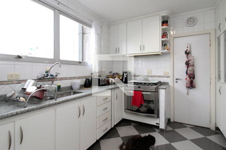 Apartamento para alugar com 210m², 3 quartos e 3 vagasCozinha
