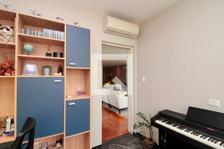 Apartamento para alugar com 210m², 3 quartos e 3 vagasEscritório