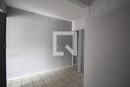 Quarto 3 de casa para alugar com 2 quartos, 88m² em Conjunto Residencial José Bonifácio, São Paulo