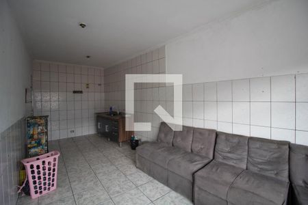 Casa para alugar com 2 quartos, 88m² em Conjunto Residencial José Bonifácio, São Paulo