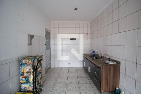 Sala/Cozinha de casa para alugar com 2 quartos, 88m² em Conjunto Residencial José Bonifácio, São Paulo