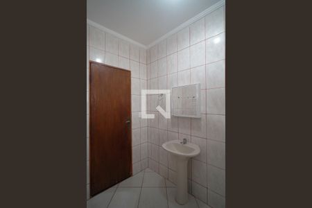 Casa para alugar com 92m², 2 quartos e 2 vagasBanheiro