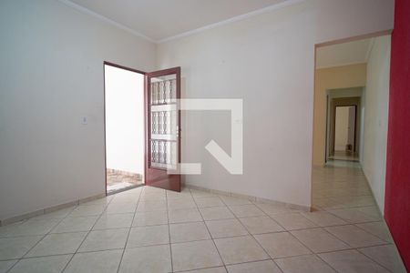 Casa para alugar com 92m², 2 quartos e 2 vagasSala