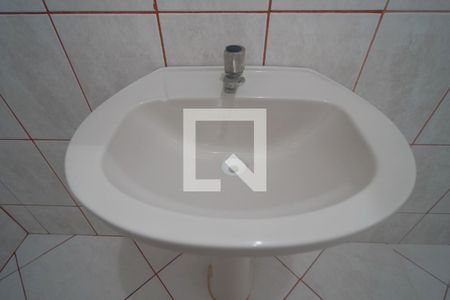 Casa para alugar com 92m², 2 quartos e 2 vagasBanheiro
