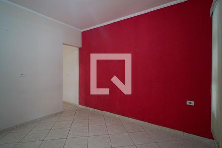 Casa para alugar com 92m², 2 quartos e 2 vagasSala