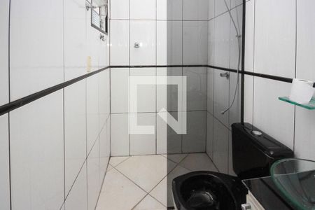 Casa à venda com 130m², 4 quartos e 2 vagas Casa à venda com 130m², 4 quartos e 2 vagasBanheiro do quarto do Serviço