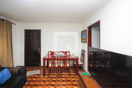 Sala de casa à venda com 5 quartos, 130m² em Jardim Mimar, São Paulo