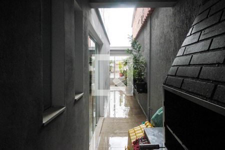 Casa à venda com 130m², 4 quartos e 2 vagas Casa à venda com 130m², 4 quartos e 2 vagasTerraço