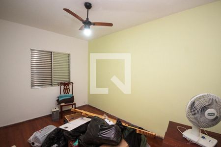 Casa à venda com 130m², 4 quartos e 2 vagas Casa à venda com 130m², 4 quartos e 2 vagasQuarto 02