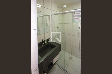 Casa à venda com 130m², 4 quartos e 2 vagas Casa à venda com 130m², 4 quartos e 2 vagasBanheiro 02