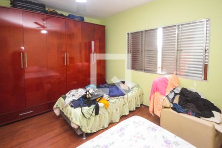 Casa à venda com 130m², 4 quartos e 2 vagas Casa à venda com 130m², 4 quartos e 2 vagasQuarto 03