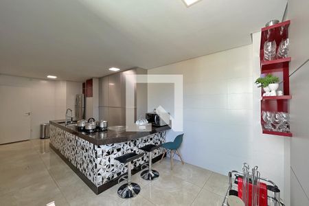 Apartamento à venda com 402m², 4 quartos e 6 vagasCozinha 2
