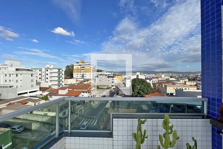 Apartamento à venda com 402m², 4 quartos e 6 vagasVista